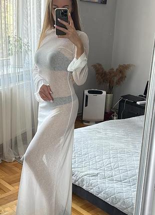 Пляжное платье/туника с открытой спиной