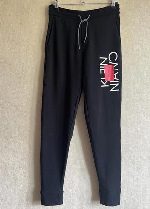 Спортивний костюм calvin klein розмір s