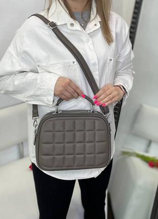 Жіноча стильна та якісна сумка з еко шкіри 5 кольорів5 фото