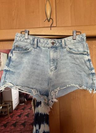 Шорти розпродаж