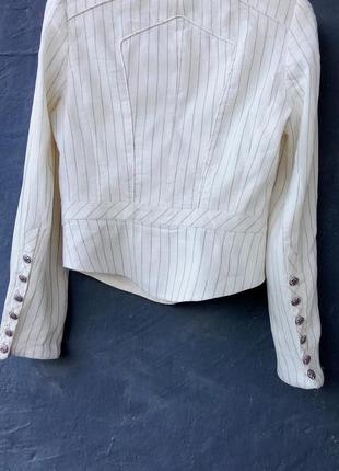 Шикарная блуза/жакет лен/вискоза, баска, разм.s (на 44), идеальный, цвет молочный, серая полоска, ворот-стойка, воротник и лиф рюшики.6 фото