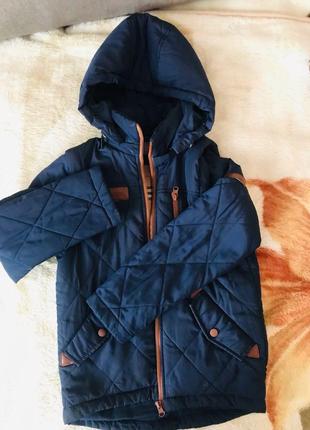 Куртка-безрукавка на холодну осінь