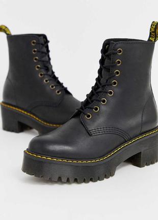 Ботальйони ,ботинки на каблуці dr martens - shriver hi wyoming - bottines à talon - noir