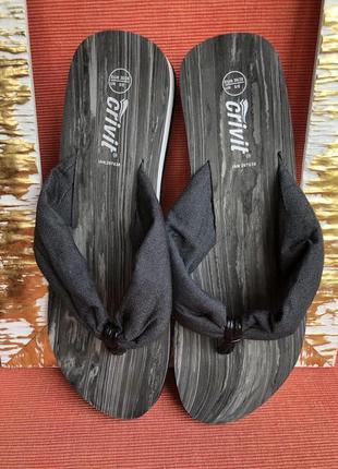 Стильні шльопанці