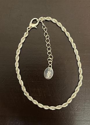 Claire's фірмовий сріблястий браслет