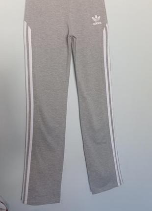 Штани на худеньку дівчинку