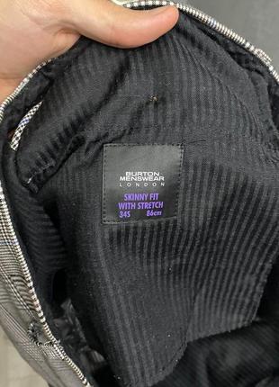 Серые брюки от бренда burton