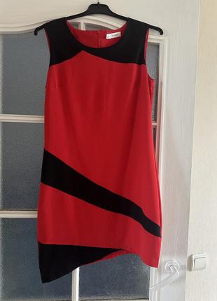 Платье красное  ассиметричное