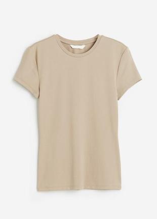 Футболка в стиле skims