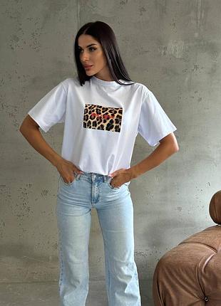 Трендовая женская футболка кулир с леопардовым принтом