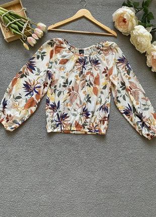 Классная блузка сеточкой с широким рукавом