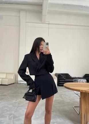 Костюм пиджак и юбка шорты
