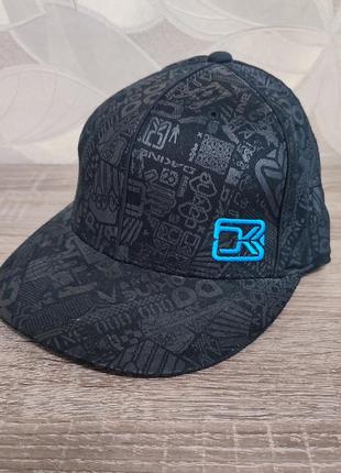 Мужская кепка бейсболка dakine size 67⁄8/71⁄4, 55-57