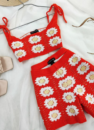 Чудовий помаранчевий в'язаний костюмчик prettylittlething
