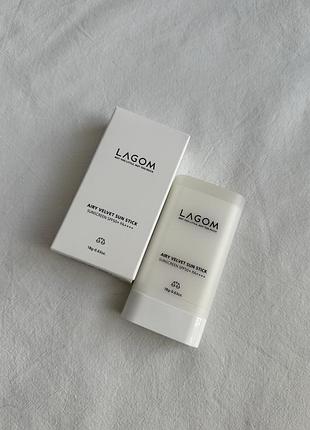 Lagom санскрин в стике