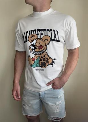 Новая молочная оверсайз футболка boohoo teddy print t-shirt, белая, светлая, кремовая, с принтом мишки, крупный принт