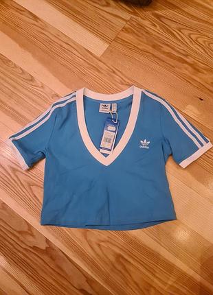 Футболка adidas