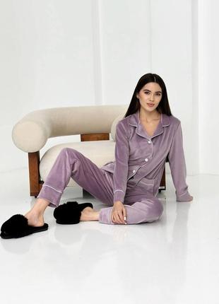 Велюровий костюм на ґудзиках з двома кишенями 😍