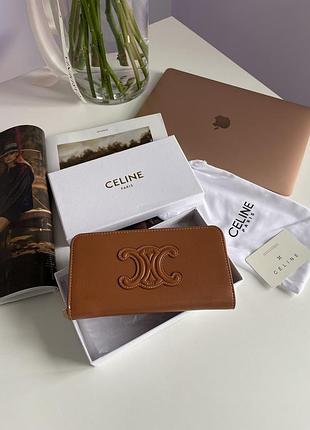 Кошелёк celine large zipped wallet cuir triomphe in smooth calfskin brown 20 х 10 х 3 см