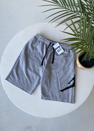 Шорт джордан.