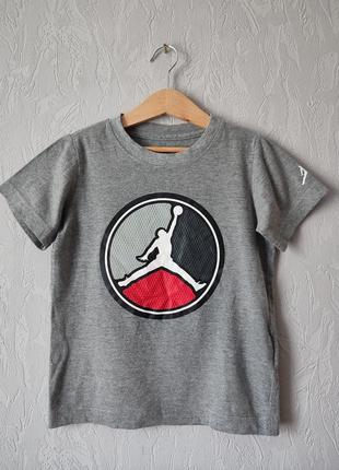 Футболка nike jordan  оригінал