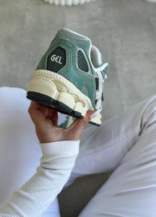 asics skycourt femme blanche et grise9 фото
