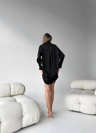 Жіноча ніжна шовкова нічна сорочка з довгим рукавом чорна3 фото