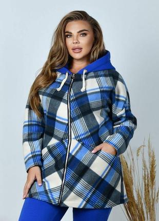 Чудова, тепла, легка спортивна кофта, майже куртка, великі розміра