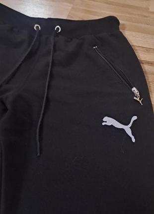 Чорні штани puma