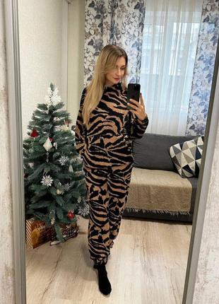 Піжама тепла жіноча (домашній костюм) тедді 42-50 зебра чорно-коричнева