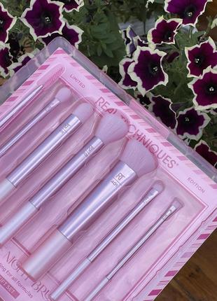 Real techniques limited edition light up the night 7 piece brush set