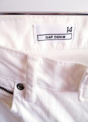 Трендовые белые джинсовые бриджи gap3 фото