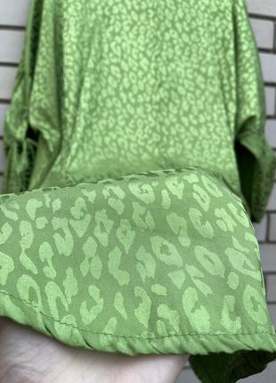 Атласна зелена блузка з леопардовим принтом італія3 фото