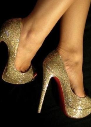 Босоножки - туфли блестящие золотистые, свадебные, вечерние для фотосессии (возможен обмен)