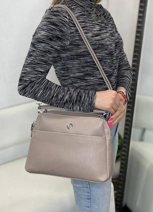 Жіноча стильна та якісна сумка з еко шкіри 6 кольорів3 фото