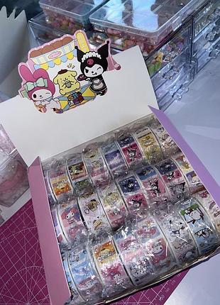 500 шт/рулон наклейки стикеры sanrio: куроми (kuromi), hello kitty, панда, дораэмон, cinnamoroll, melody