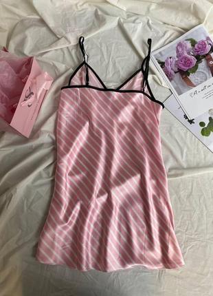Женская нежная шелковая ночнушка для сна armani розовая7 фото