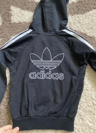 Кофта adidas для хлопчиків на ріст 110/1162 фото