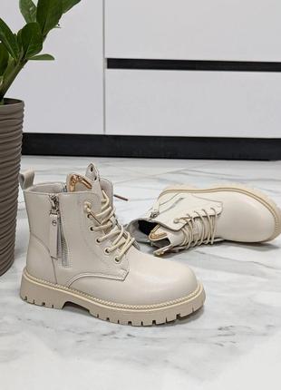 Стильні черевики тімби для дівчинки білі 3