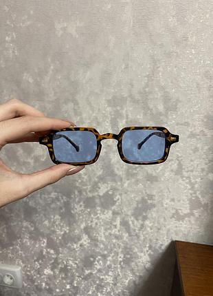 Трендовые леопардовые очки с голубыми линзами