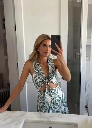 Сукня  з прорызною  вишивкою  та вузлом zara