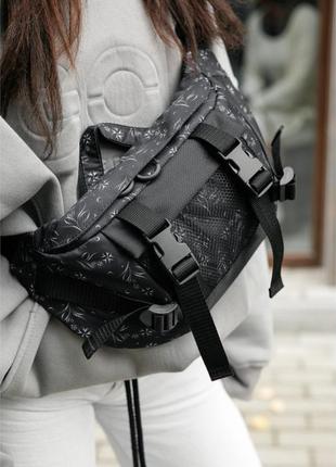Велика жіноча поясна сумка бананка sambag dynamicdart чорний принт6 фото