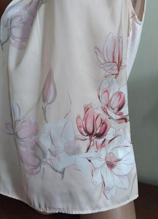 Блуза с цветами3 фото