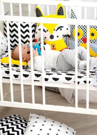 Подвеска-бортик для кроватки "тучка b&w" мс 110512-05