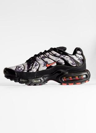 Nike air max plus tn чоловічі кросівки висока якість багато розмірів, приємні та зручні в носінні