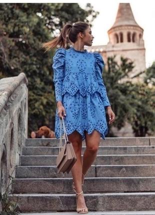 Ефектна сукня zara