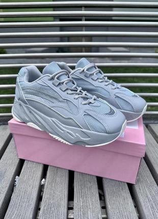 Жіночі кросівки stilli