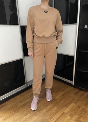 Костюм спортивний s /36