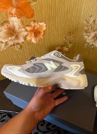 Нові оригінальні new balance 725v1