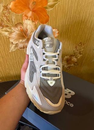 Нові оригінальні new balance 725v12 фото